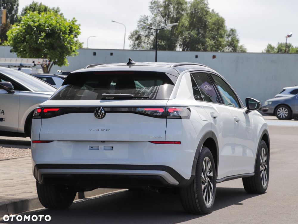 Volkswagen T-Roc - 6