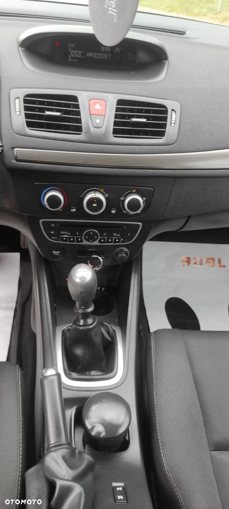 Renault Megane 1.6 16V Dynamique - 17