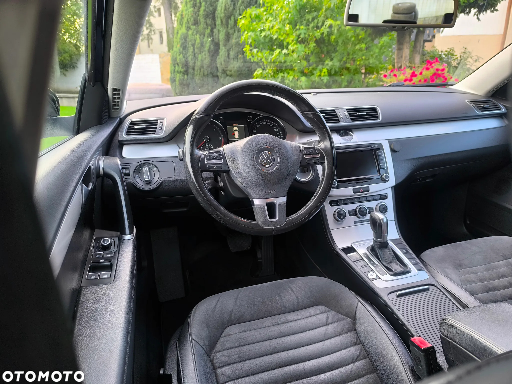 Volkswagen Passat 2.0 TDI Highline DSG - 11