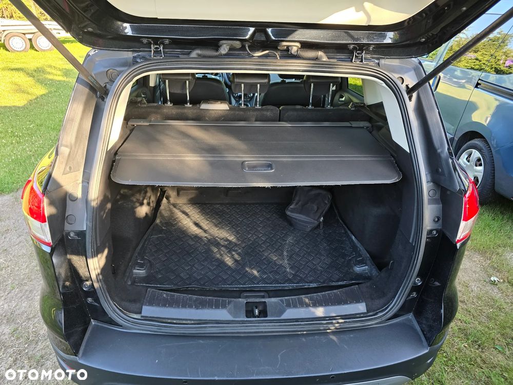 Ford Kuga 2.0 TDCi 4x4 Titanium - 12