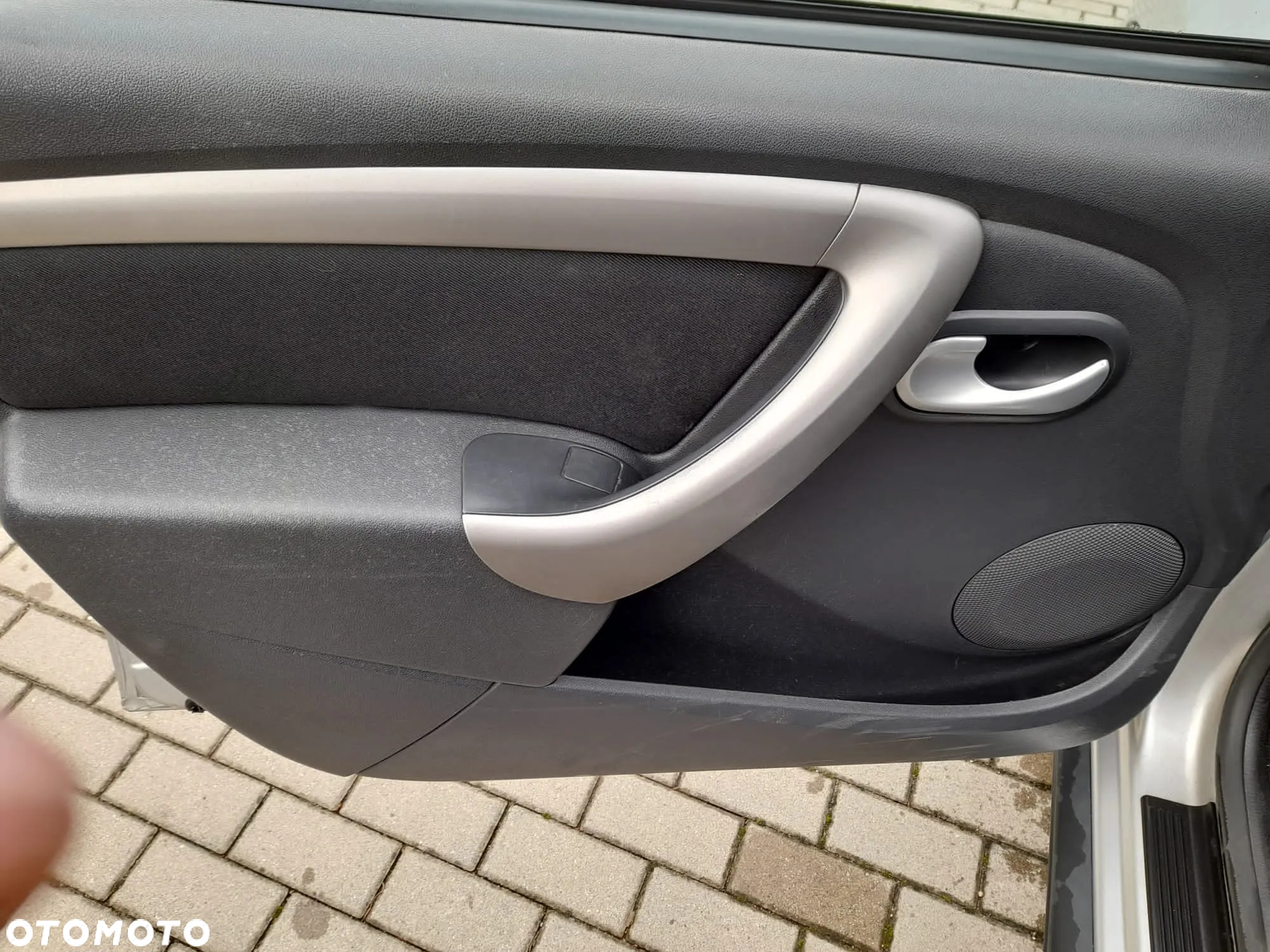 Dacia Duster 1.5 dCi Laureate - 16