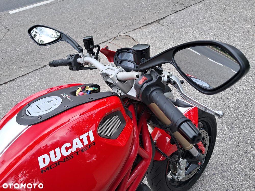 Ducati Monster - 19