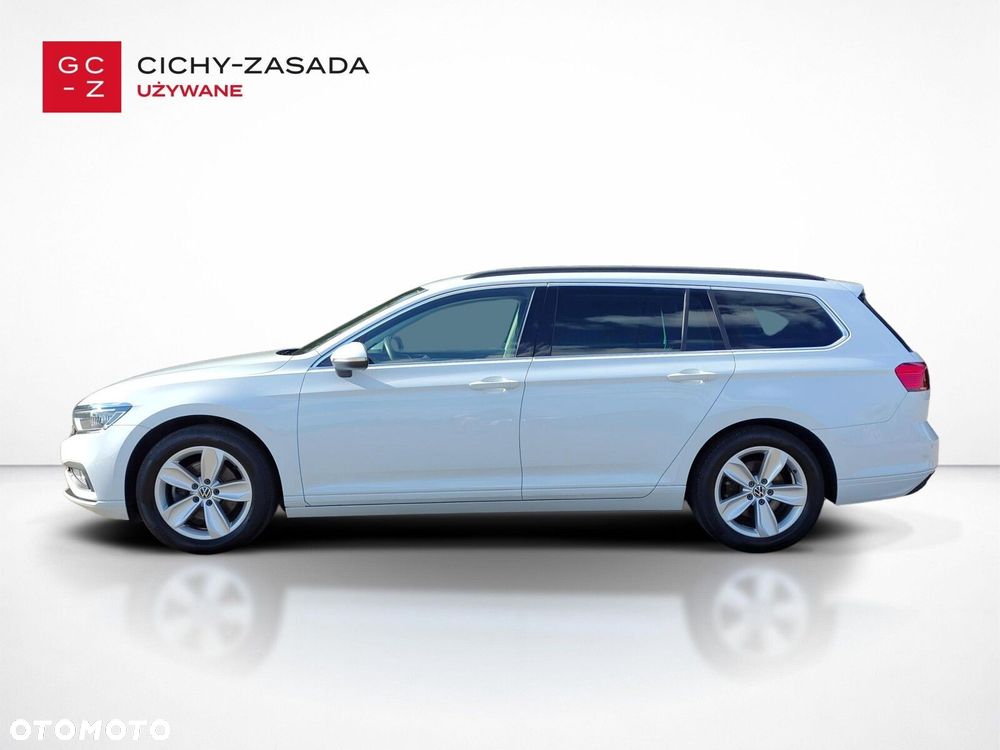 Volkswagen Passat - 2