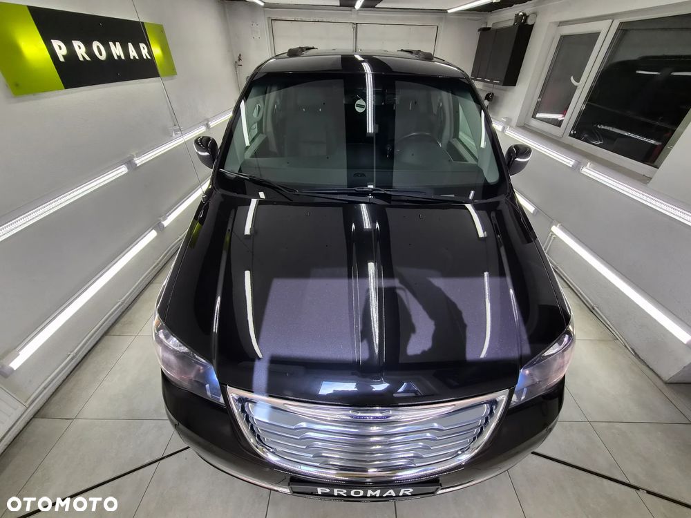 Chrysler Town & Country