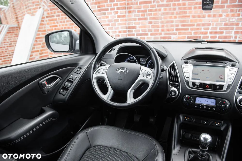 Hyundai ix35 blue 1.6 2WD Finale Silver - 28