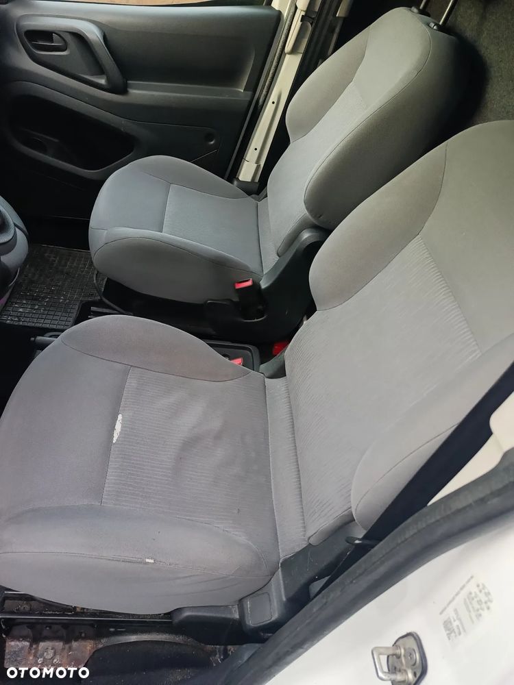 Peugeot PARTNER - 12