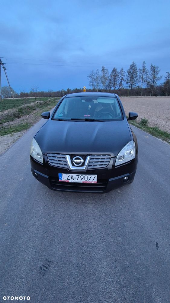 Nissan Qashqai - 2