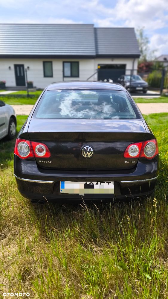 Volkswagen Passat 2.0 TDI DPF Comfortline - 4