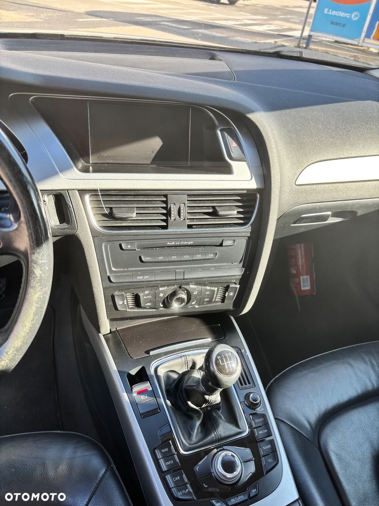 Audi A4 Avant 2.0 TDI - 11