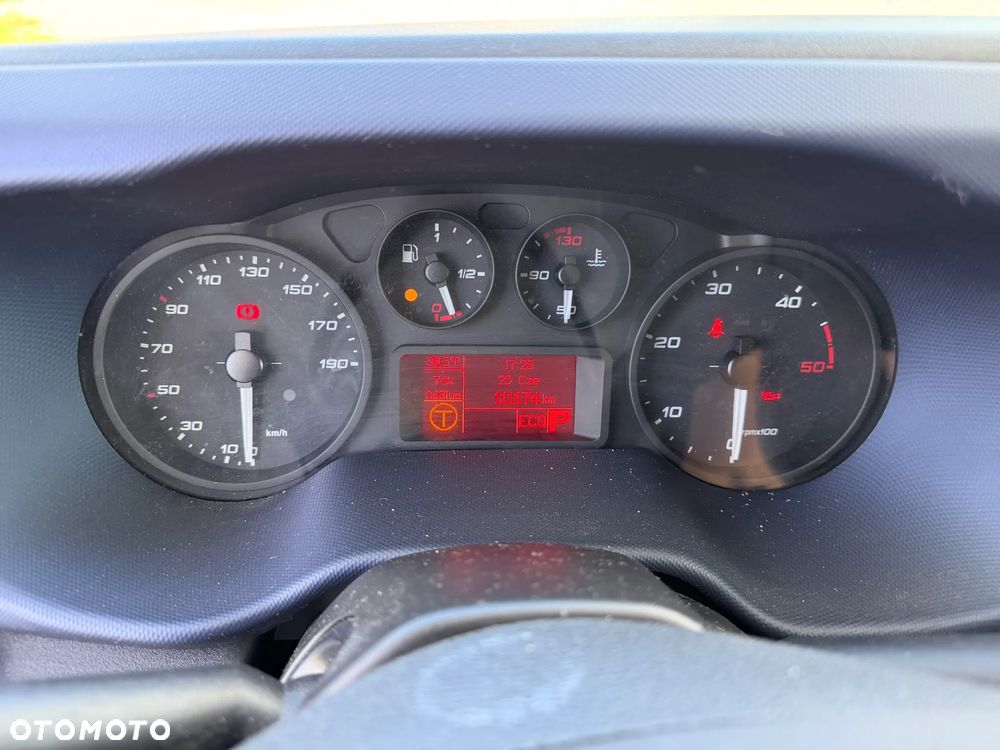 Iveco 72-180 Plandeka Automat - 32