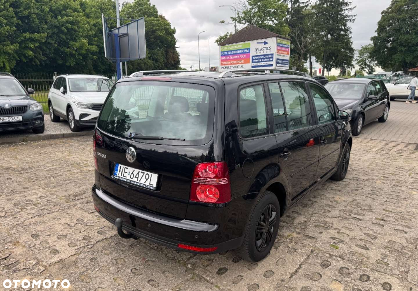 Volkswagen Touran - 6