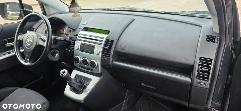 Mazda 5 2.0 Exclusive + - 8