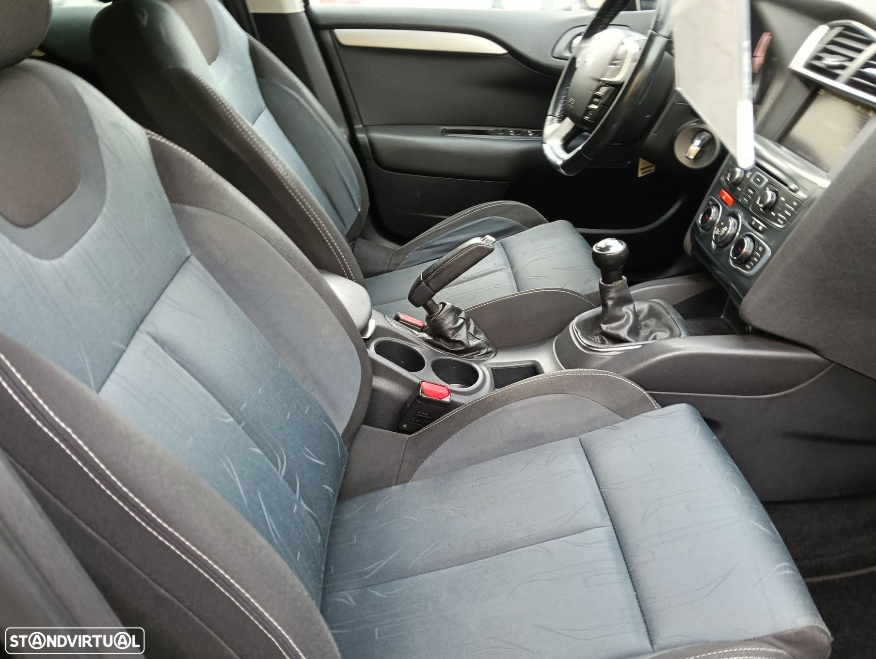 Citroën C4 1.6 HDi Business Airdream - 20
