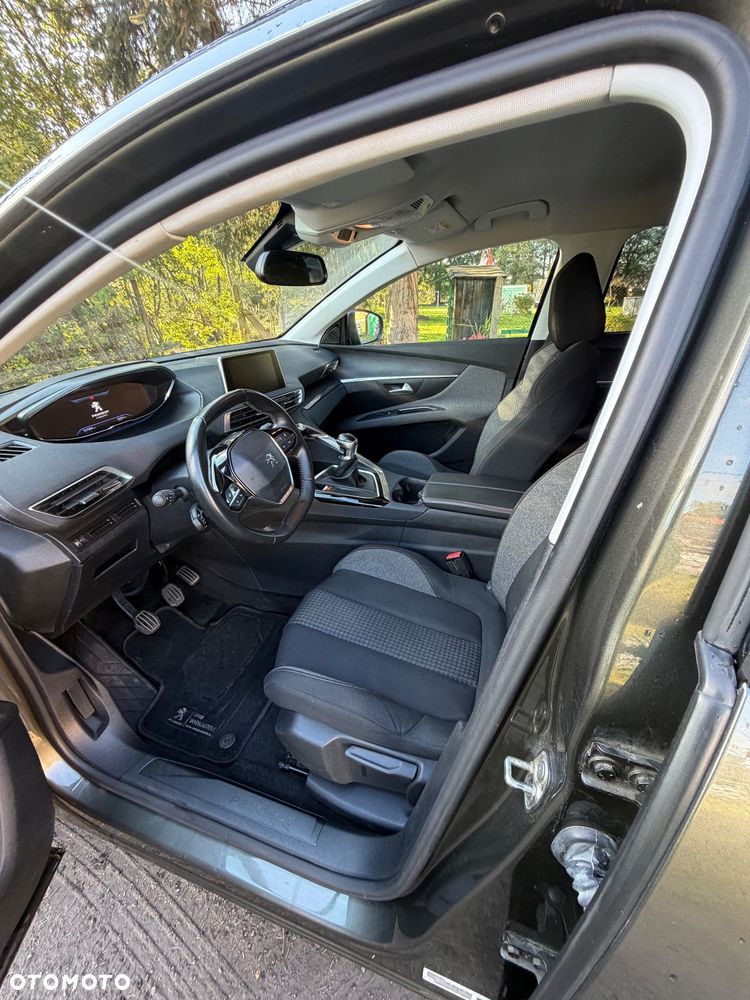 Peugeot 5008 - 18