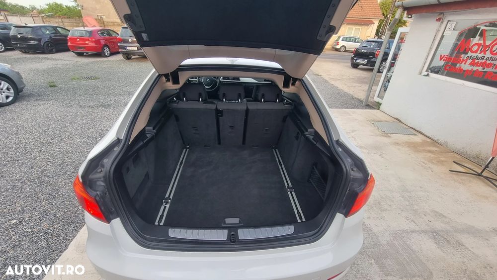 BMW Seria 3 318d - 14