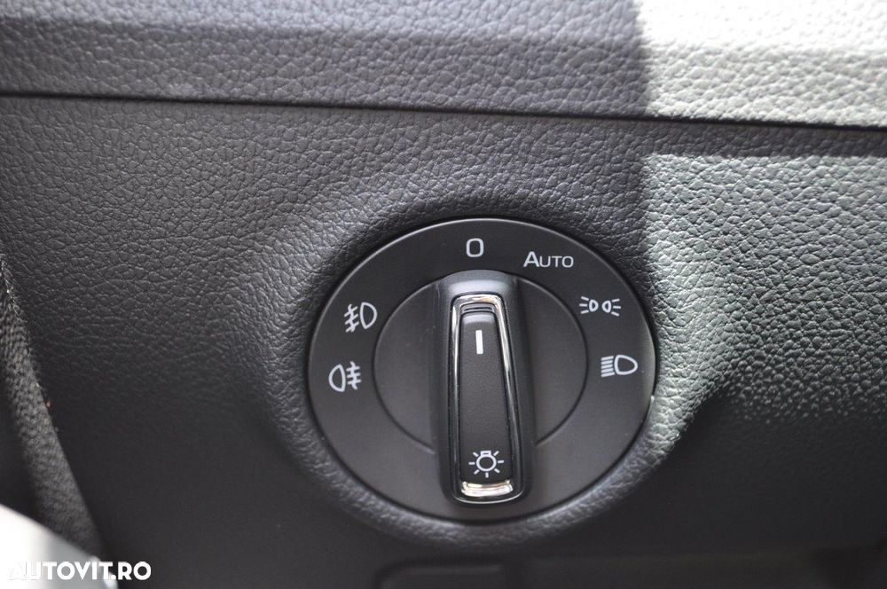 Skoda Superb 2.0 TSI DSG Style - 26