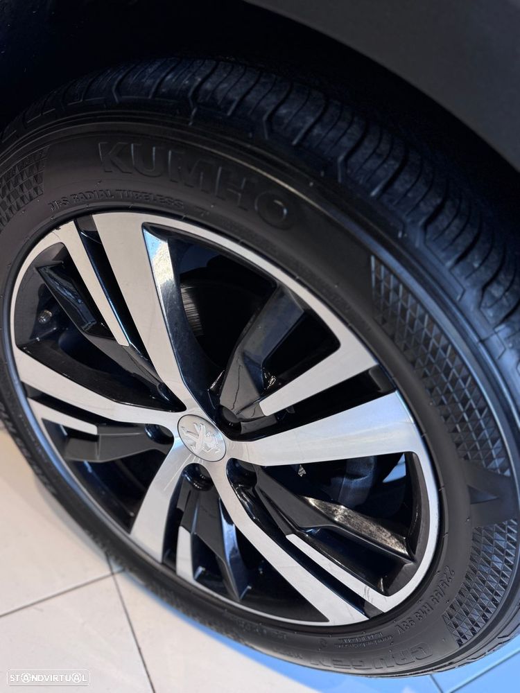 Peugeot 3008 1.2 PureTech GT Pack EAT8 - 10