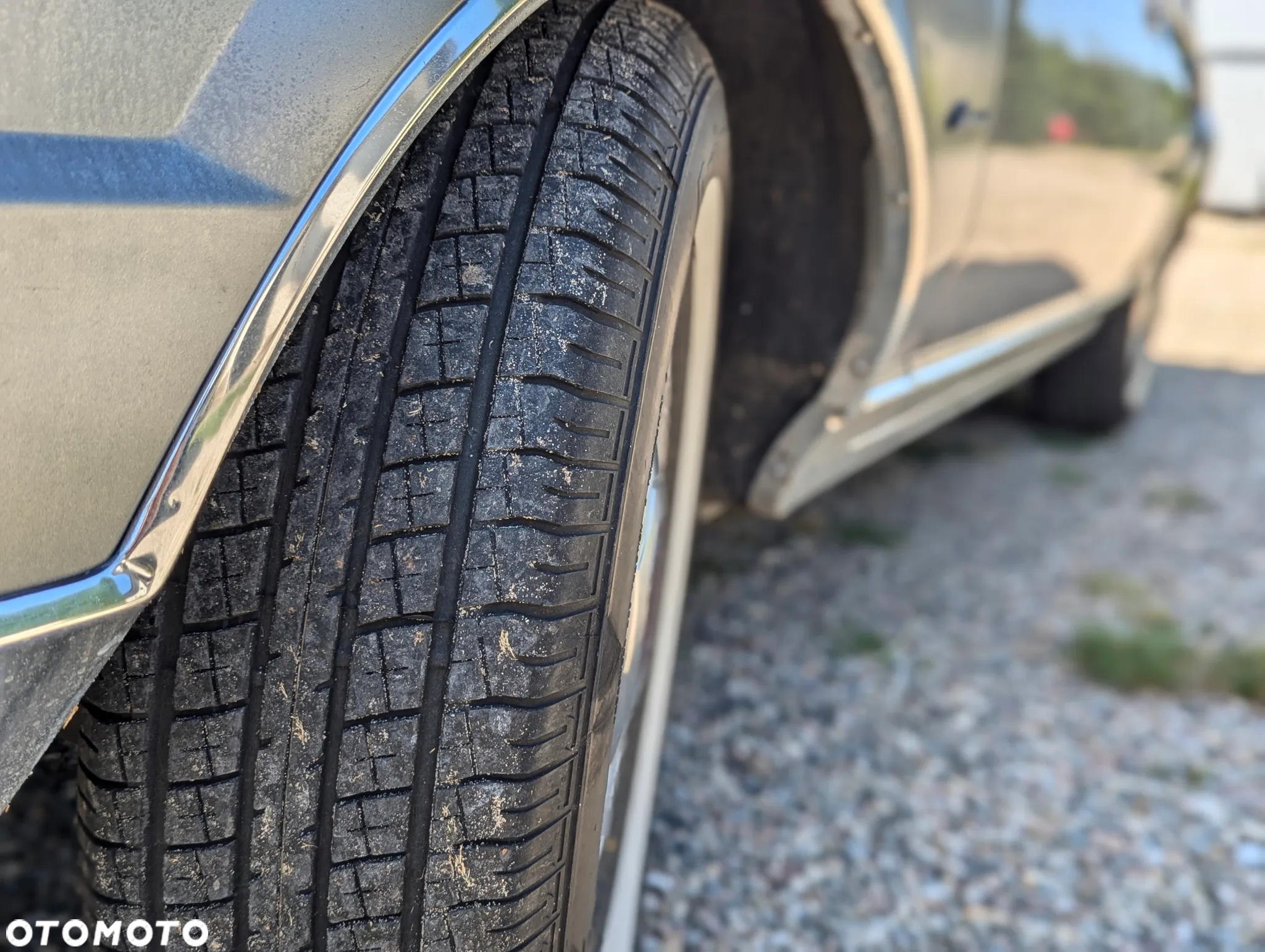 Lincoln Continental - 11