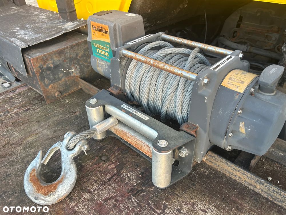 Mercedes-Benz ATEGO 815 LAWETA NA 2 AUTA / WCIĄGARKA Z PILOTEM / POMOC DROGOWA Z NAJAZDAMI / BARDZO ŁADNY STAN / OŚWIETLENIE OSTRZEGAWCZE / KABINA SYPIALNA !! - 15