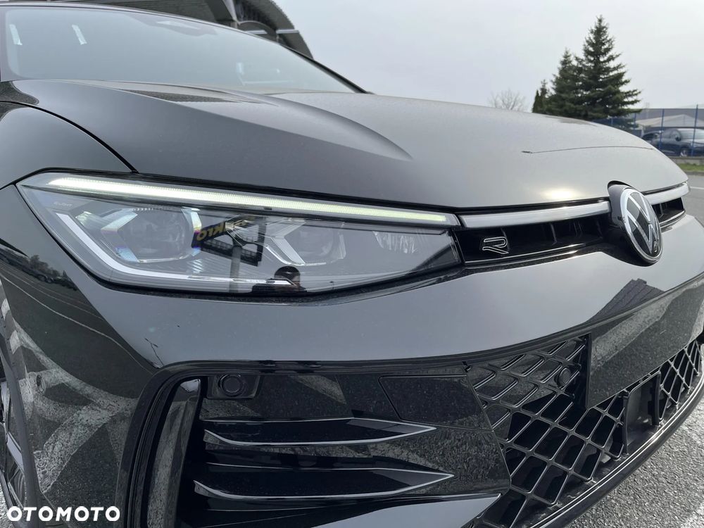 Volkswagen Passat - 34