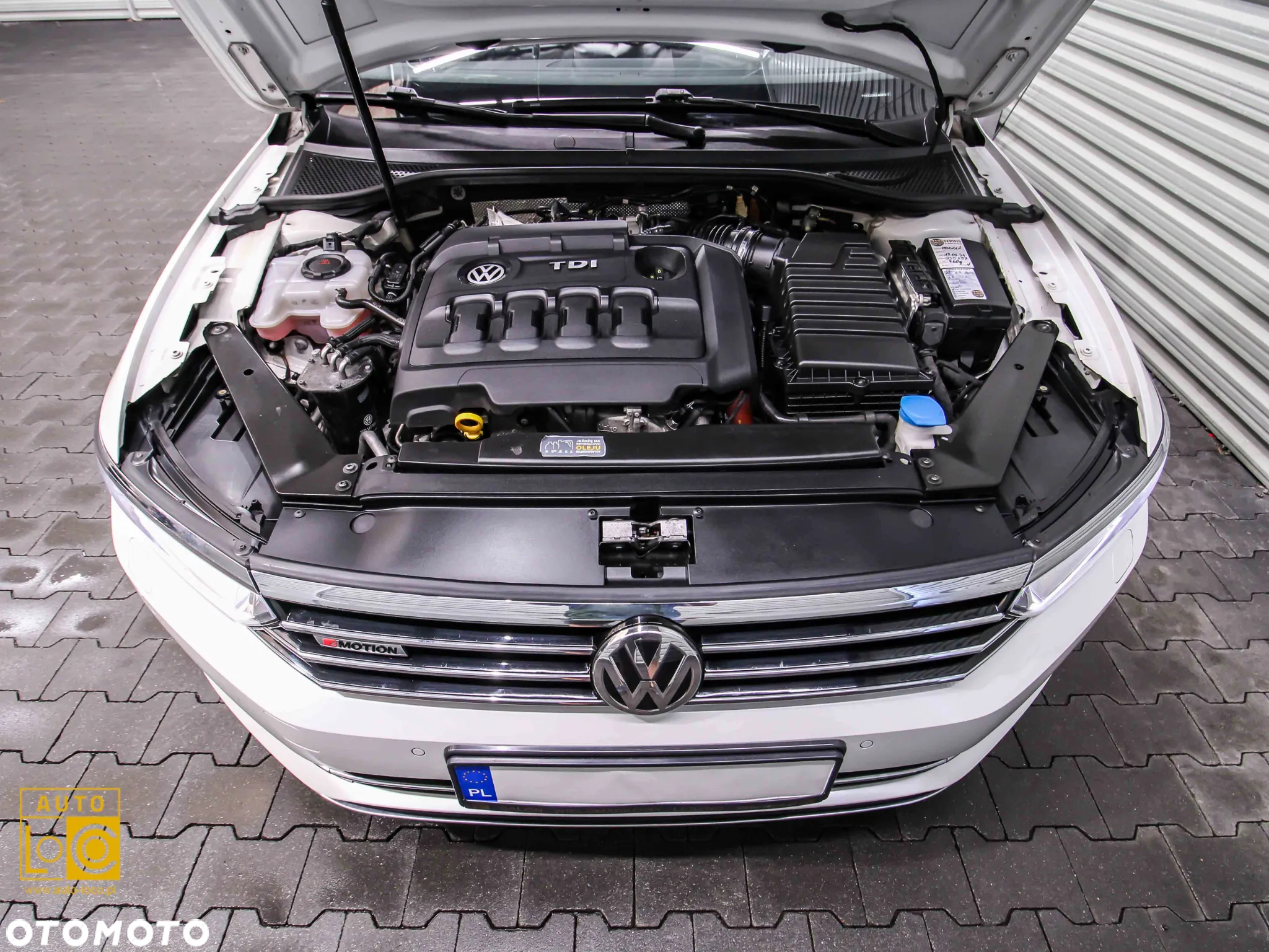 Volkswagen Passat 2.0 TDI Bi-Turbo BMT 4Mot Highline DSG - 16