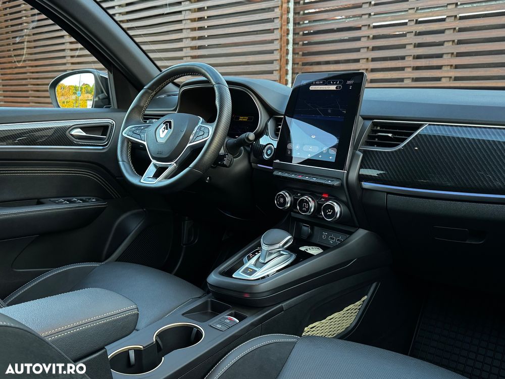 Renault Arkana E-TECH RS Line - 24