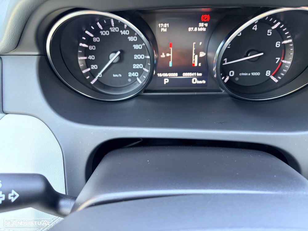 Land Rover Discovery Sport Si4 SE - 12
