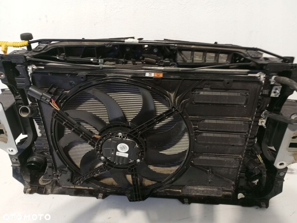 PAS PRZEDNI CHŁODNICE FORD FOCUS MK4 1,0 i - 5