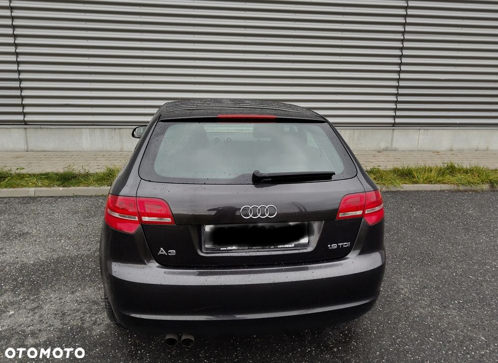 Audi A3 Sportback - 6