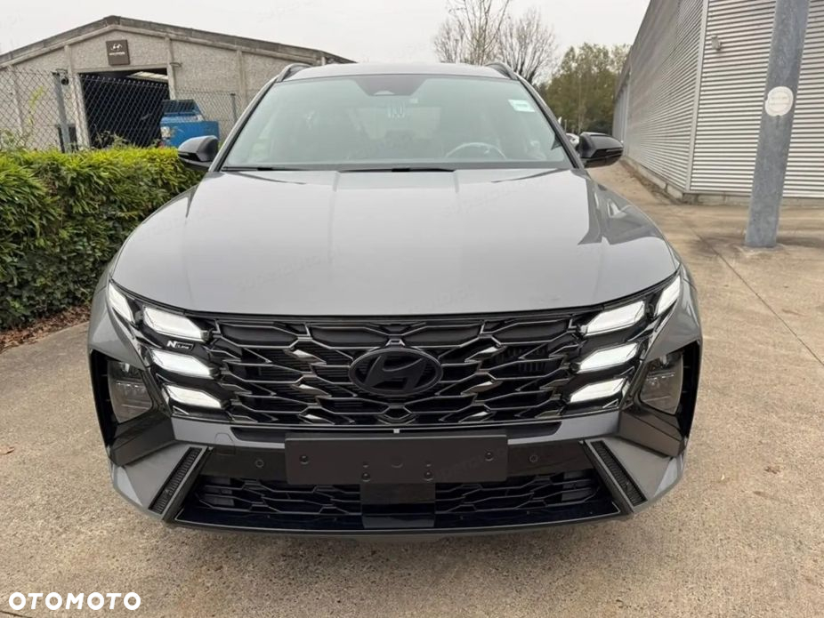 Hyundai Tucson - 2