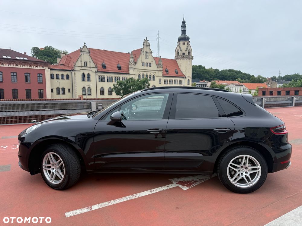 Porsche Macan - 3