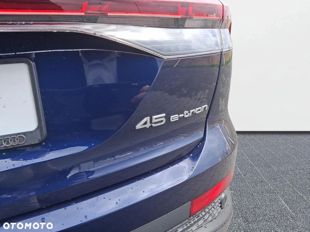 Audi Q4 e-tron 45 82kWh Advanced - 12
