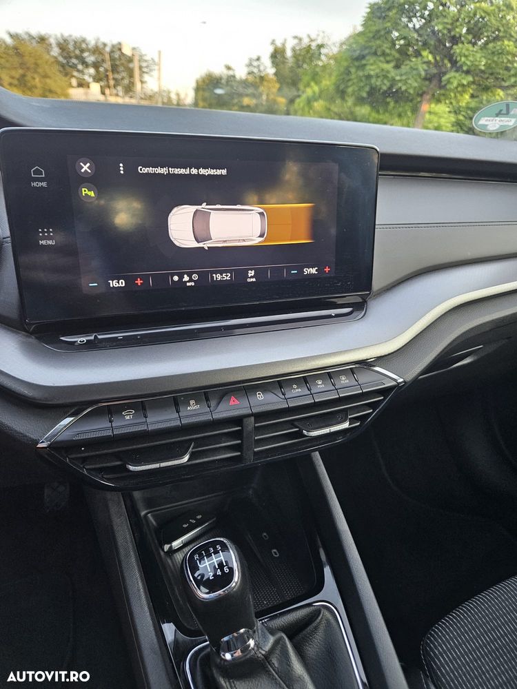 Skoda Octavia 2.0 TDI Style - 32