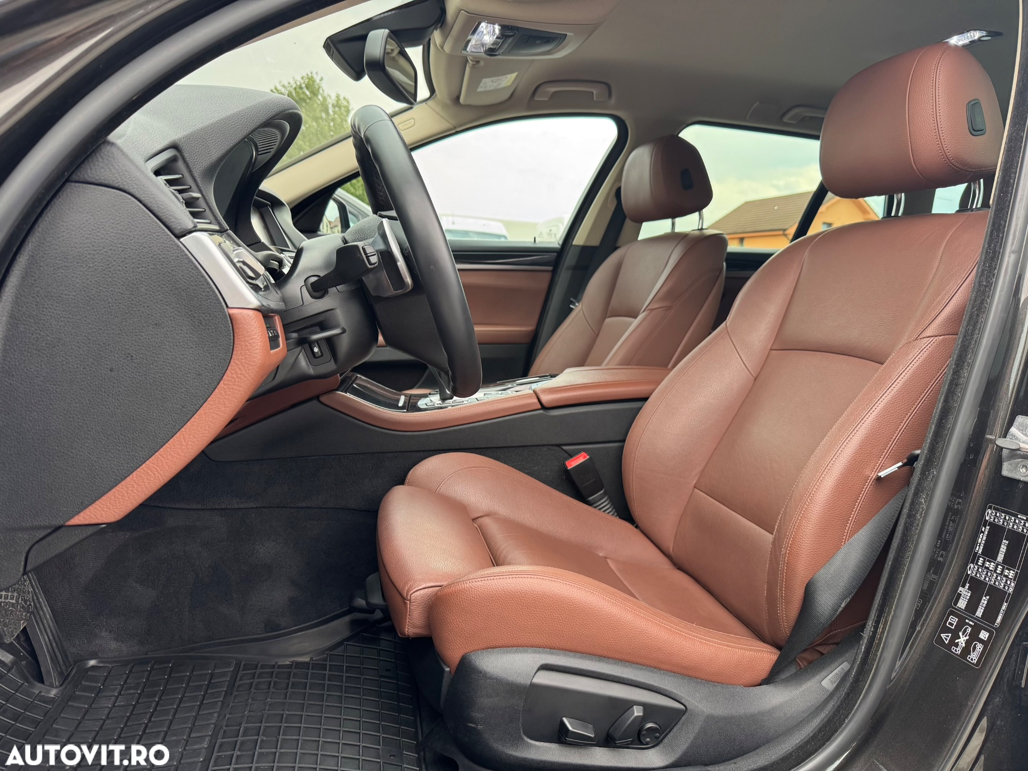 BMW Seria 5 525d xDrive Touring Aut. Luxury Line - 20