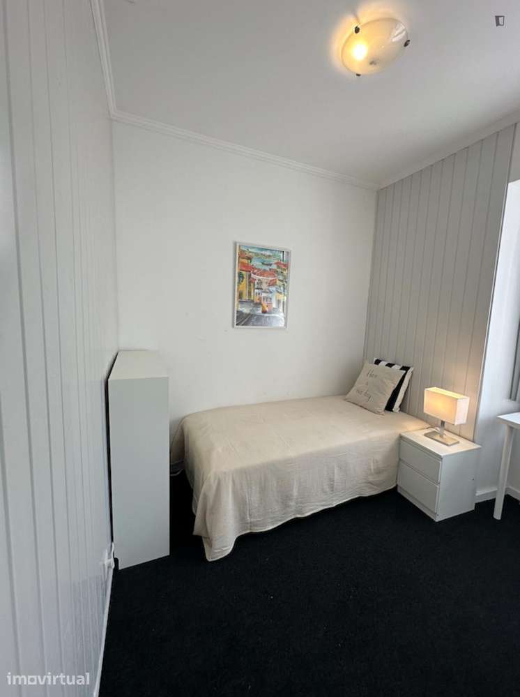 Apartamento com 2 quartos - localizado em Sete Rios Lisbon - Grande imagem: 3/23