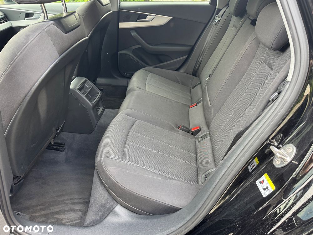 Audi A4 Avant 35 TDI mHEV Advanced S tronic - 18