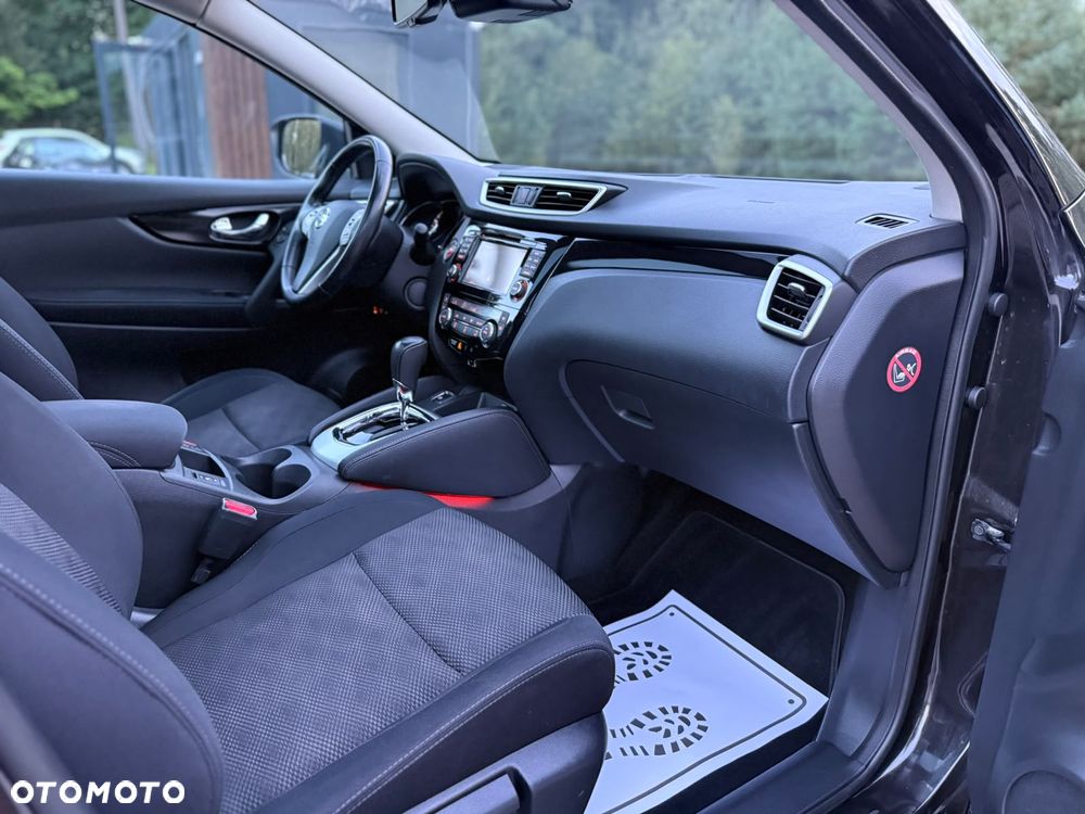 Nissan Qashqai 1.2 DIG-T Xtronic ACENTA - 13