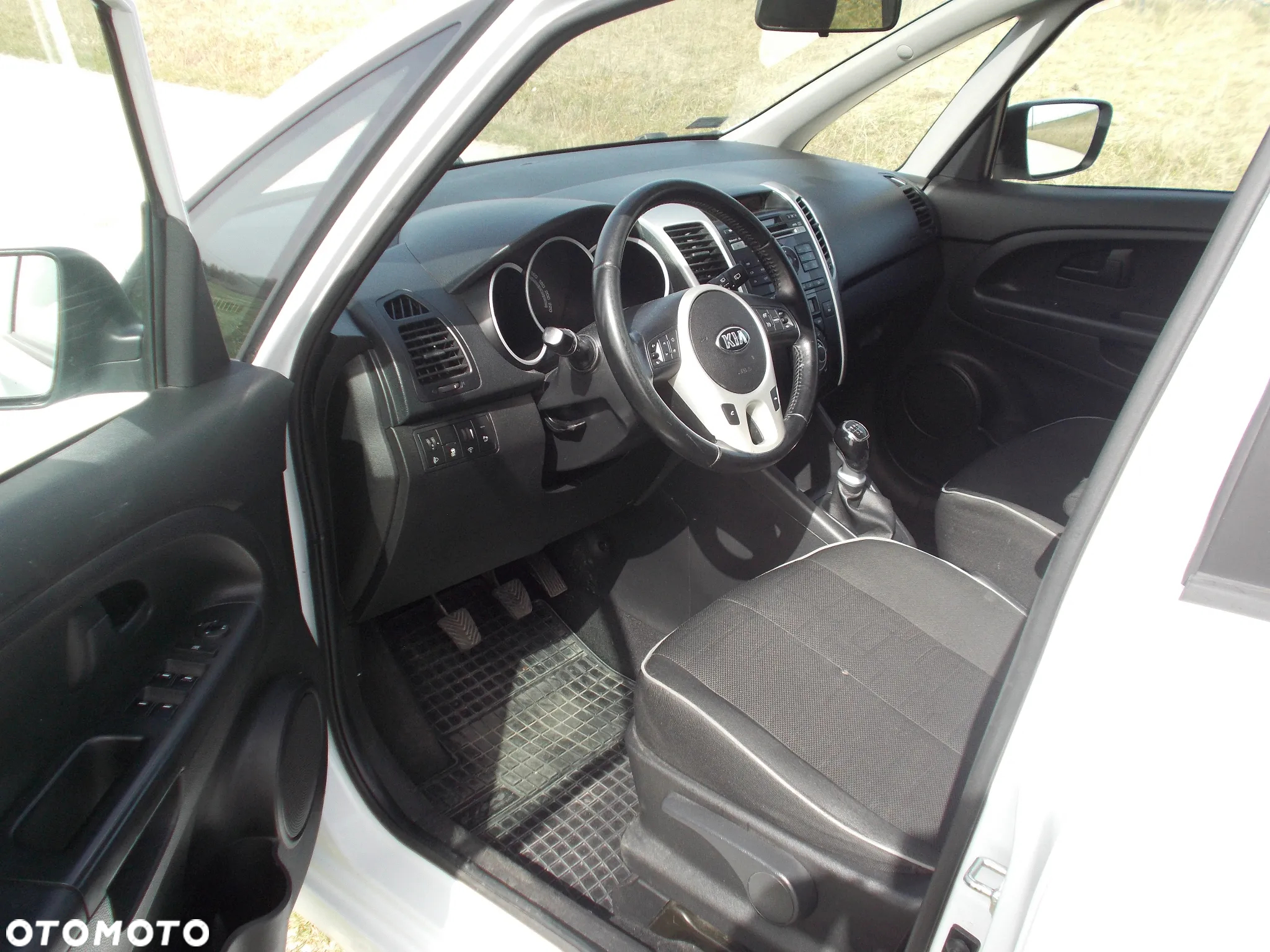 Kia Venga 1.4 CVVT Business Line - 9
