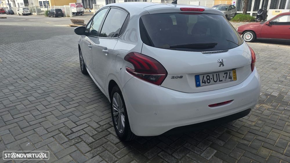 Peugeot 208 1.6 BlueHDi Style - 7