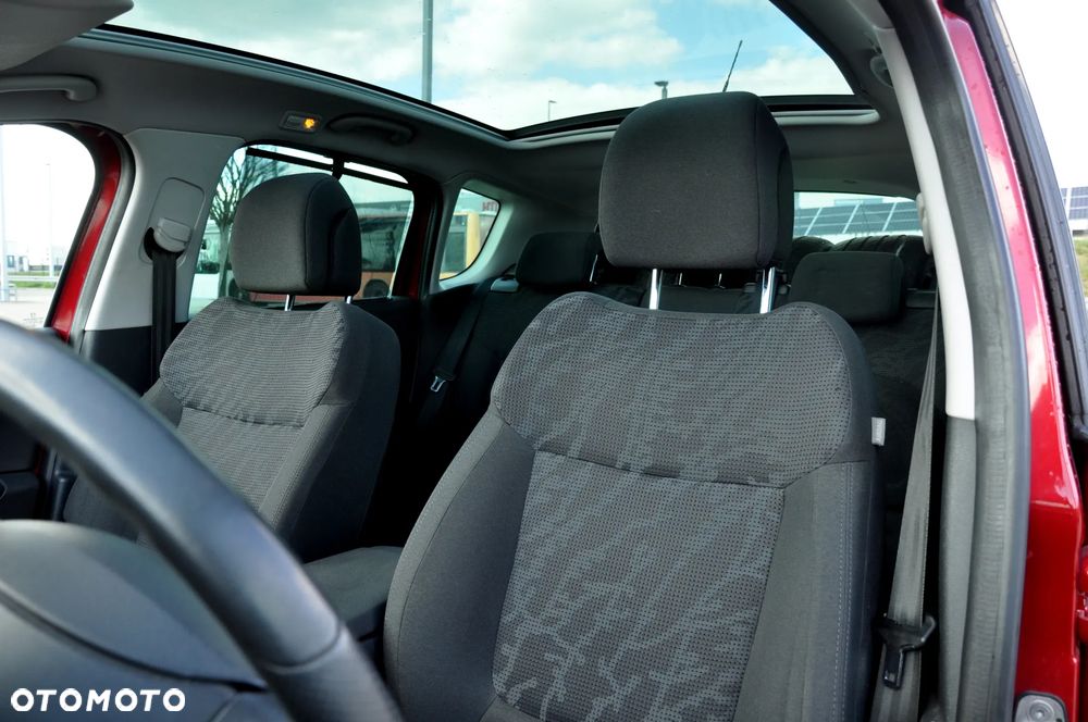 Peugeot 3008 HDi 160 Automatik Allure - 25