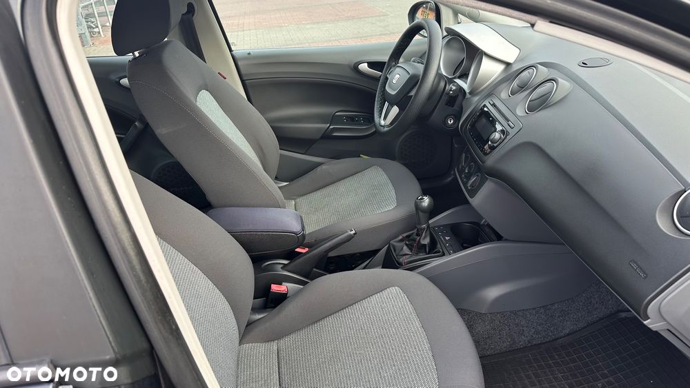 Seat Ibiza 1.4 16V Reference - 8