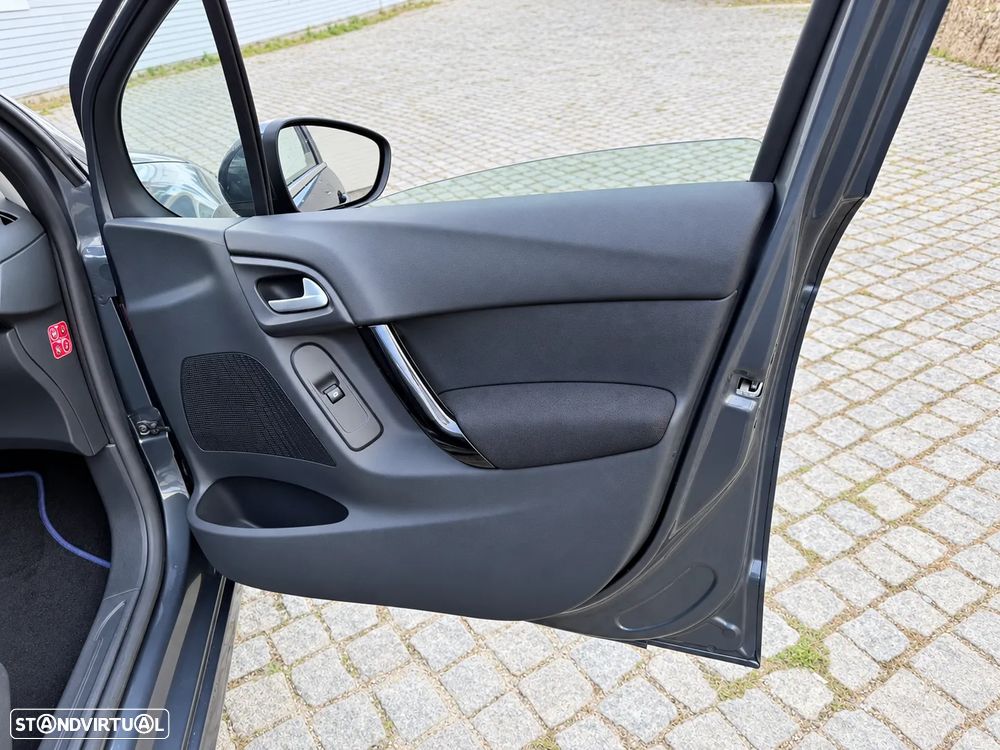 Citroën C3 1.6 BlueHDi Exclusive - 10
