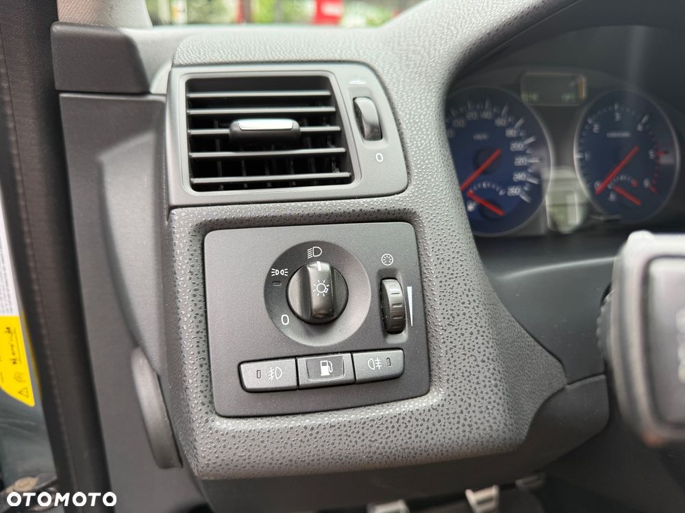 Volvo S40 2.0D R-Design Momentum - 19