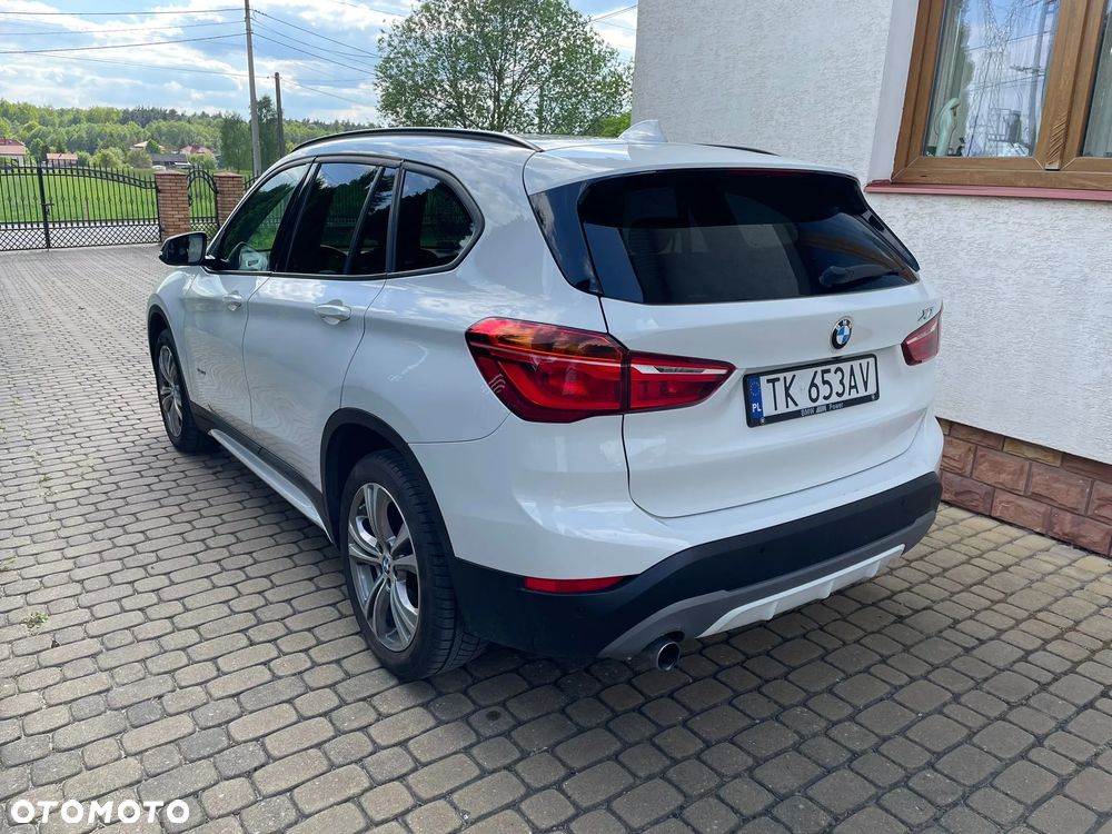 BMW X1 sDrive18i GPF Sport Line - 6