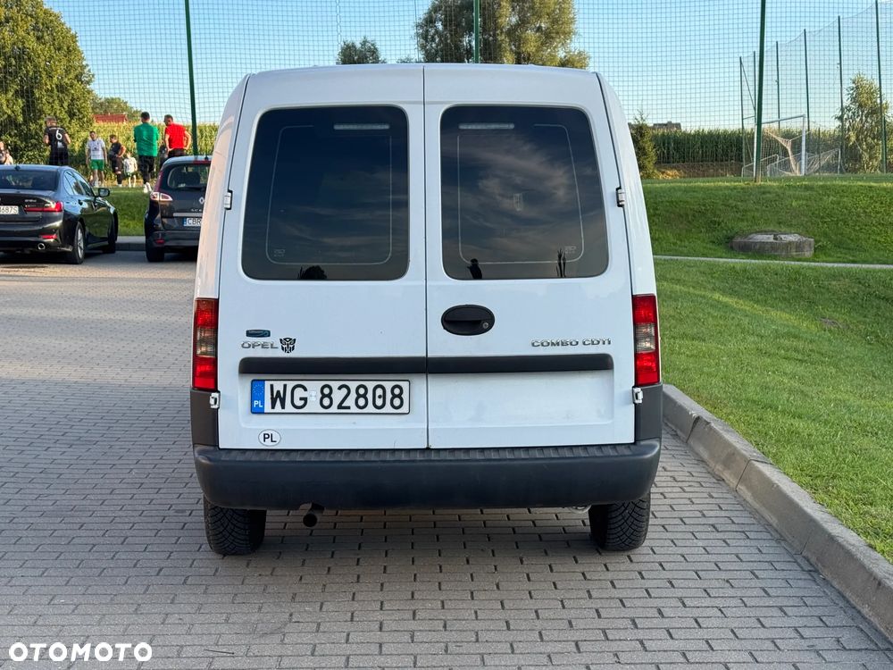Opel Combo - 8
