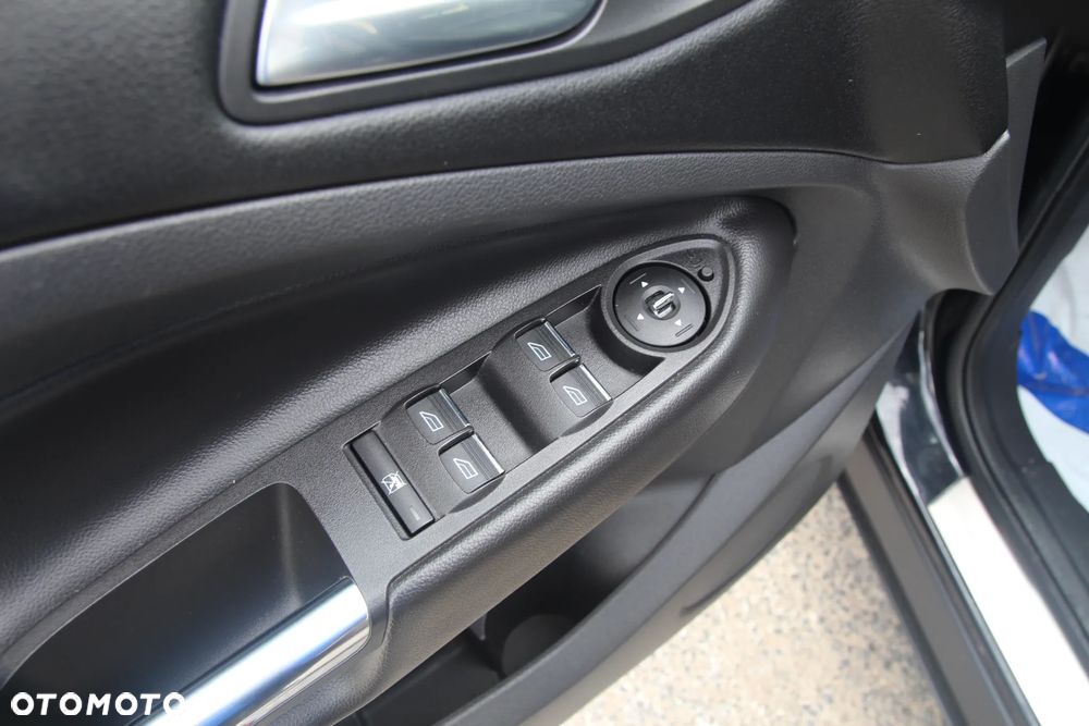 Ford Kuga 2.0 TDCi 4WD Titanium - 23