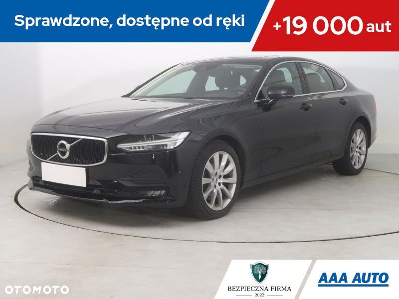 Volvo S90 - 2