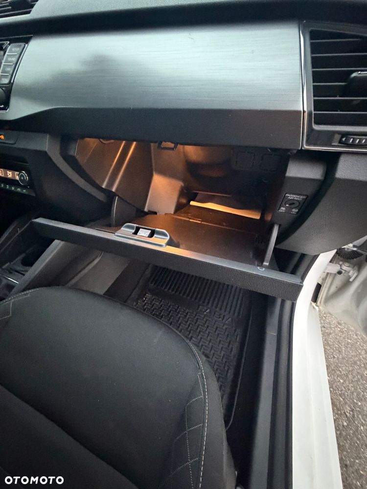 Skoda Fabia - 12