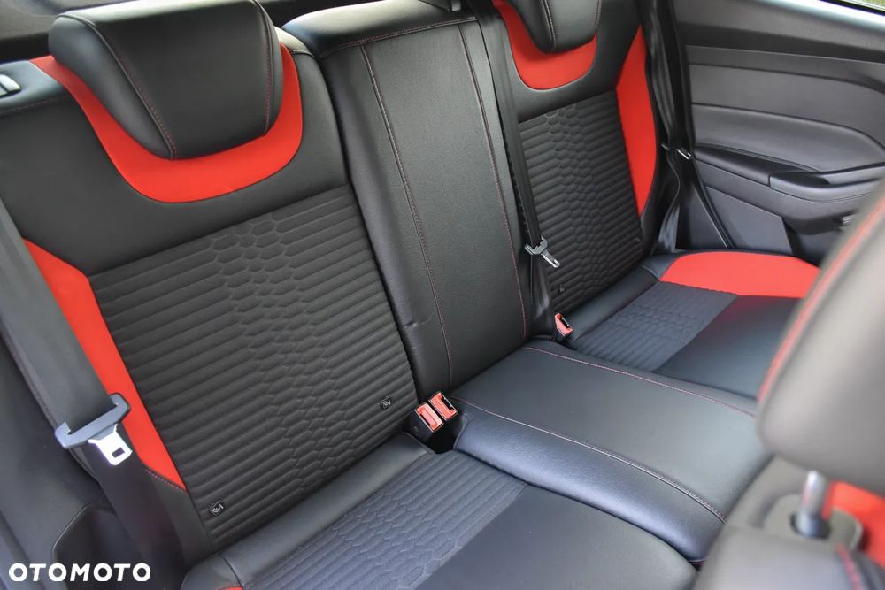 Ford Focus 2.0 EcoBoost ST mit Leder-Sport-Paket - 34
