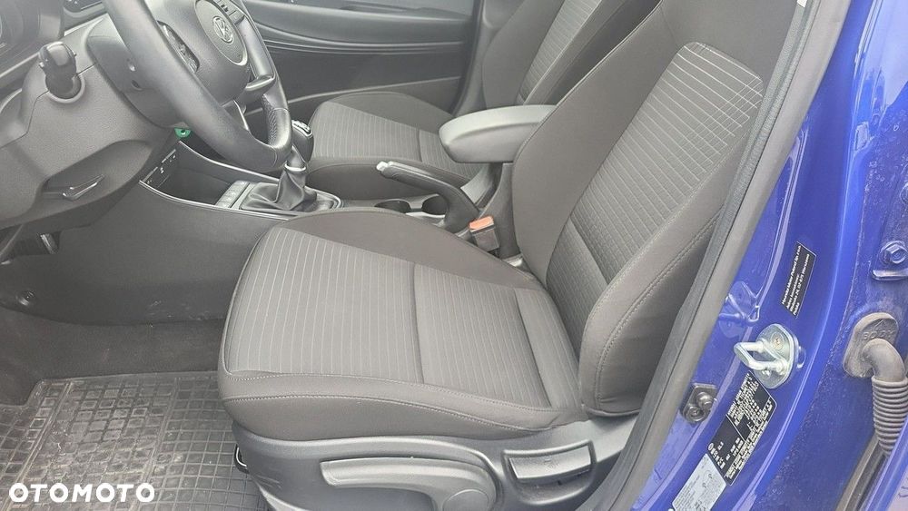 Hyundai i20 - 12